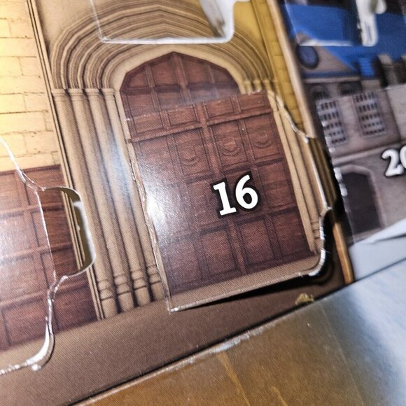 LEGO Harry Potter Advent Calendar 75964 Fireplace Present Hogwarts Express Chess - Picture 15 of 16